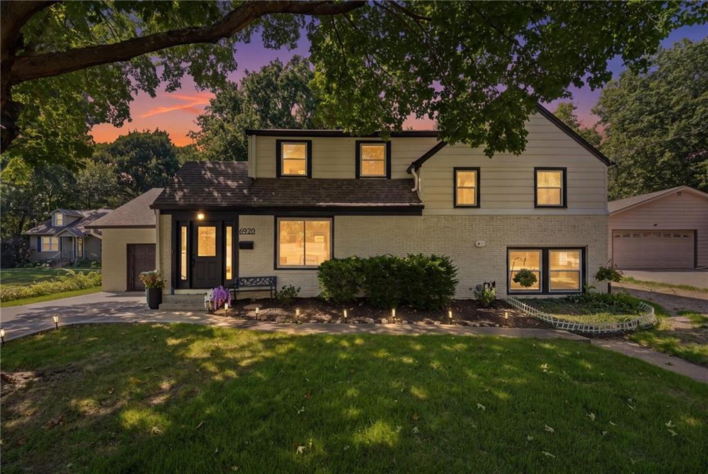 Listing Photo MLS #HMS2636074