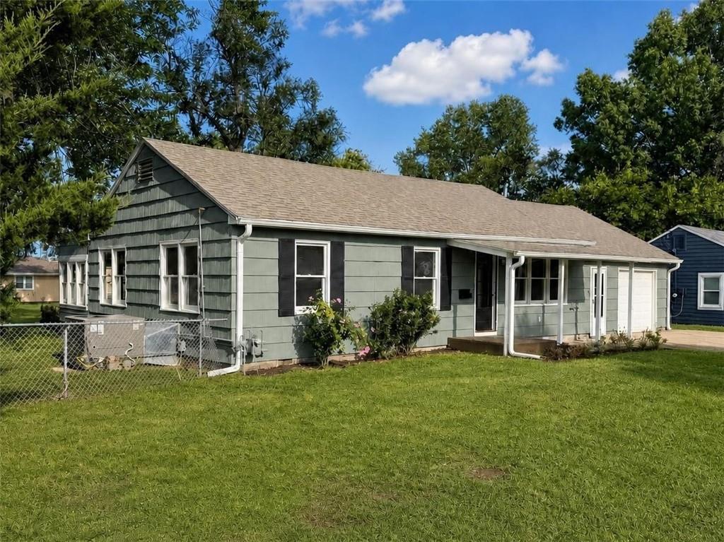 Listing Photo MLS #HMS2636075