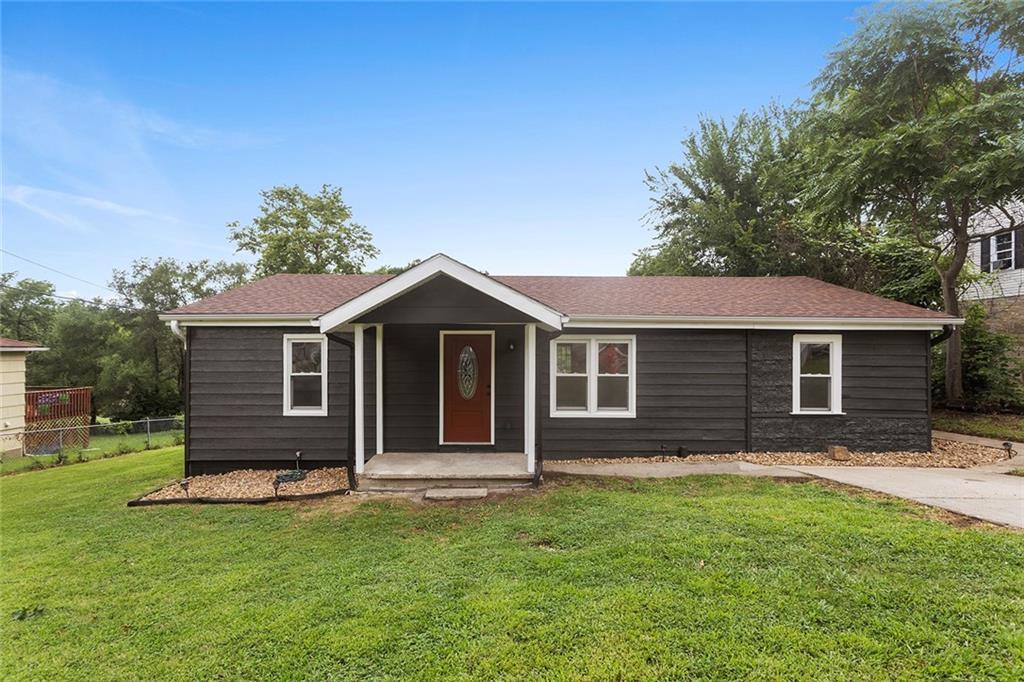 Listing Photo MLS #HMS2636120
