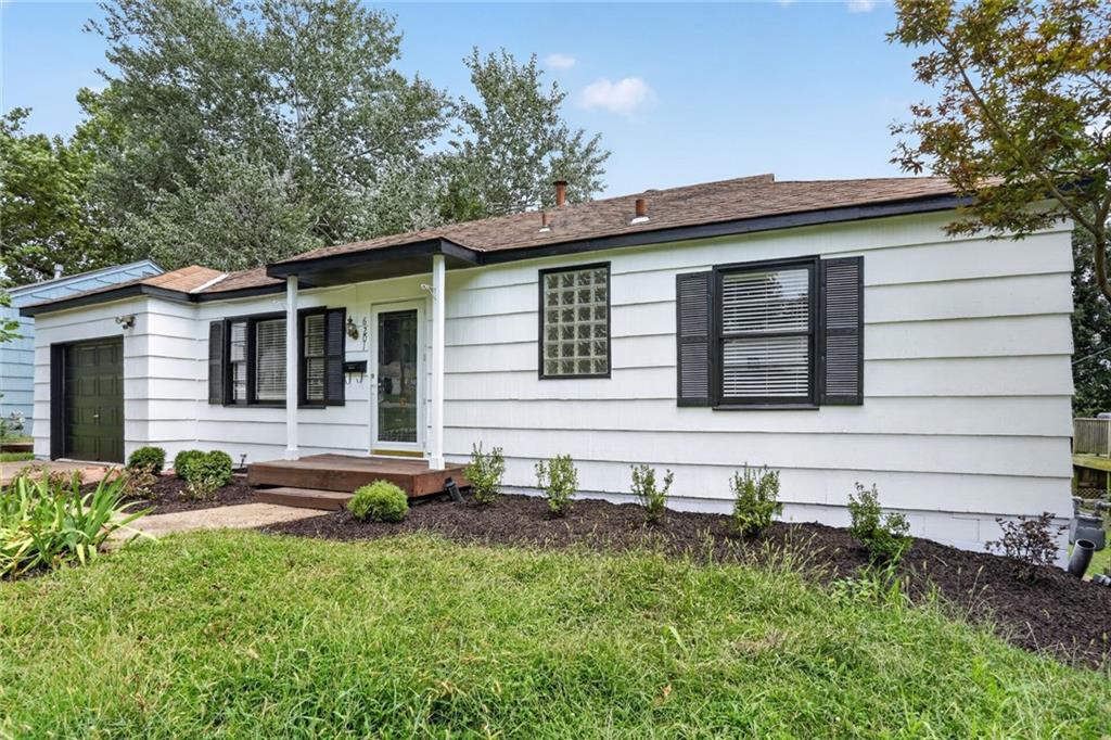 Listing Photo MLS #HMS2636131