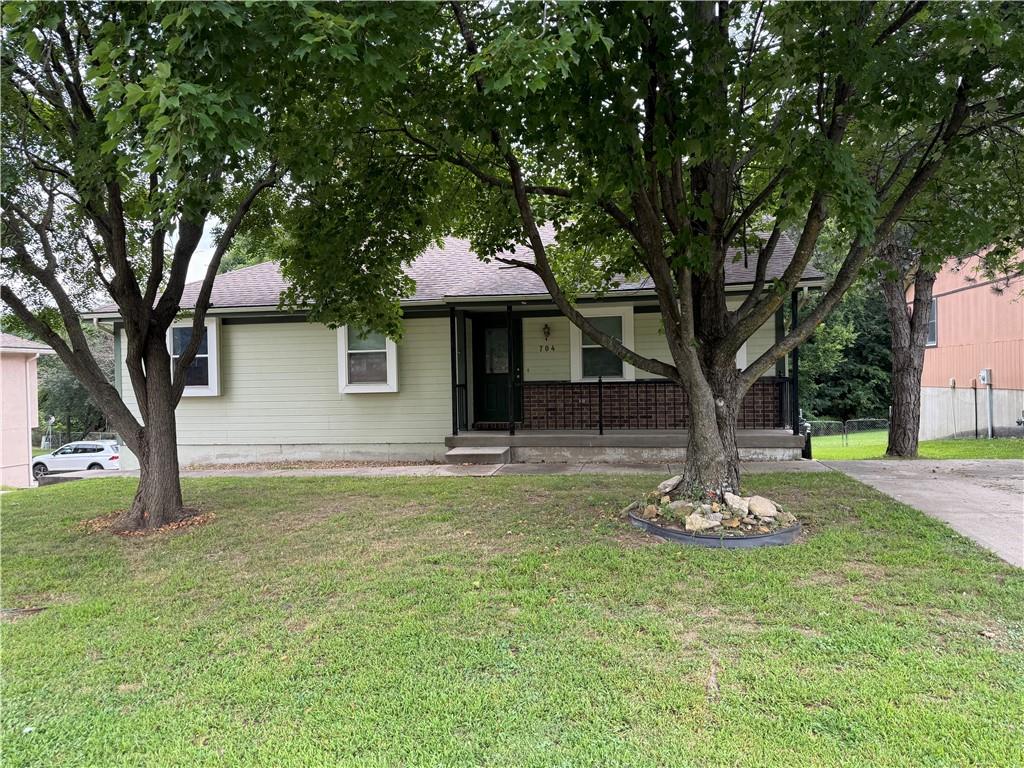 Listing Photo MLS #HMS2636203