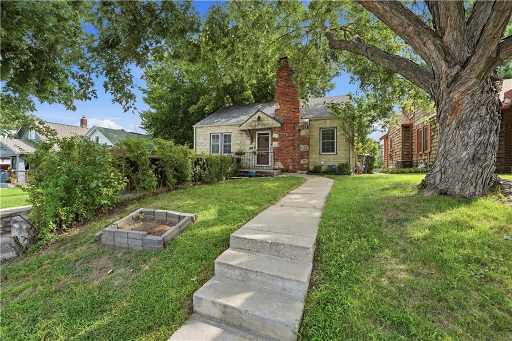Listing Photo MLS #HMS2636205