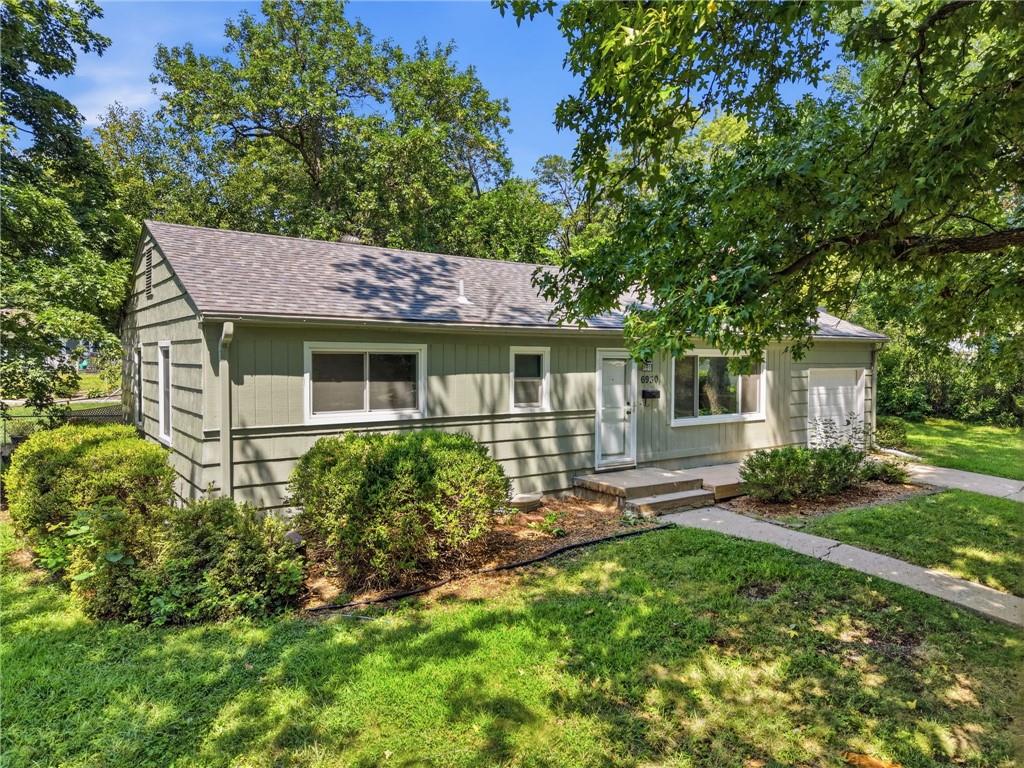 Listing Photo MLS #HMS2636206
