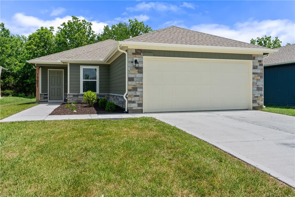 Listing Photo MLS #HMS2636283