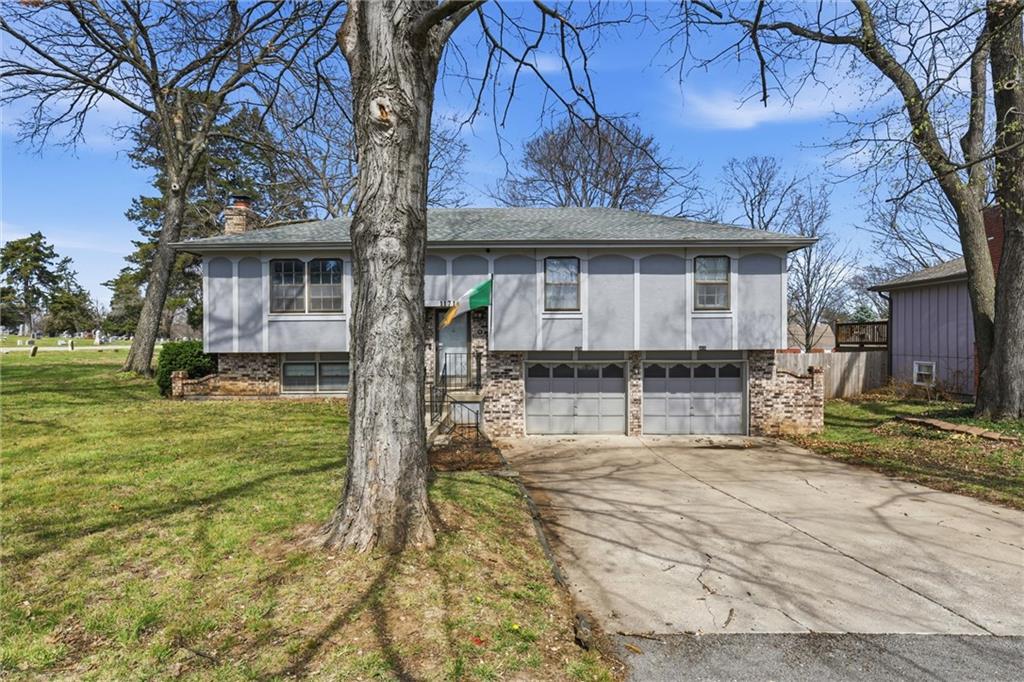 Listing Photo MLS #HMS2636305