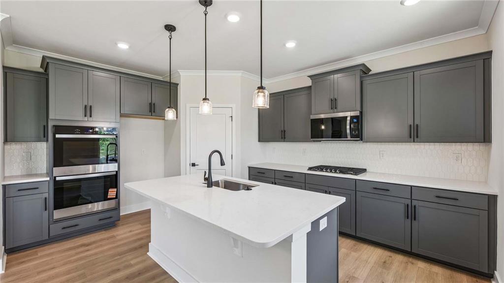 Listing Photo MLS #HMS2636334