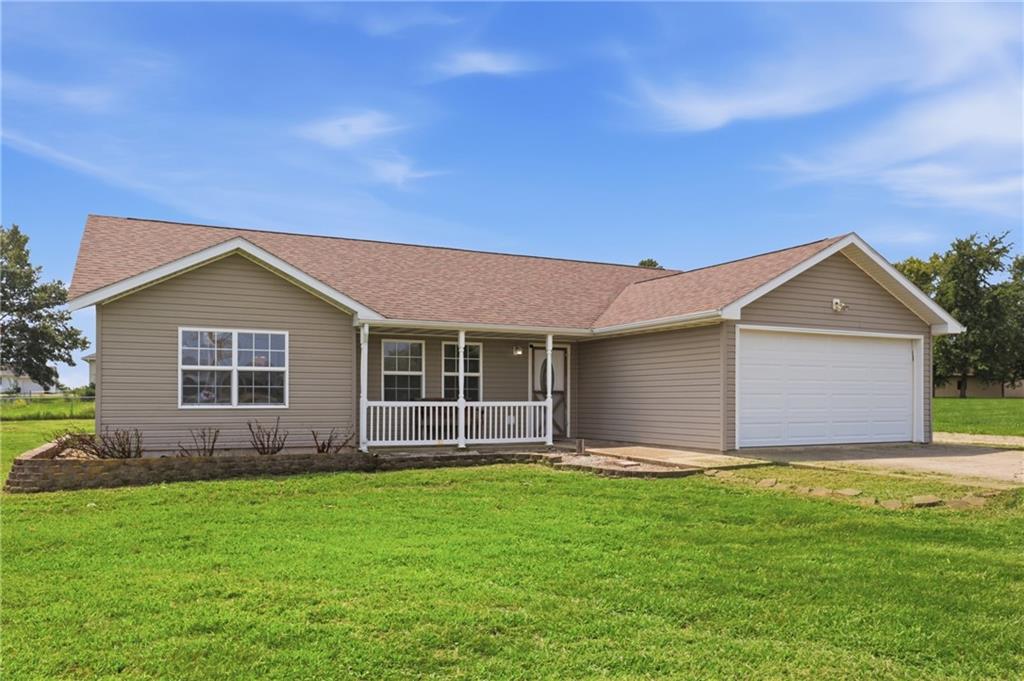 Listing Photo MLS #HMS2636355
