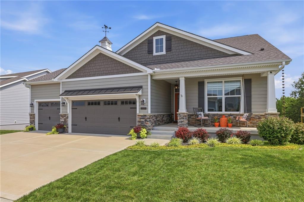 Listing Photo MLS #HMS2636379