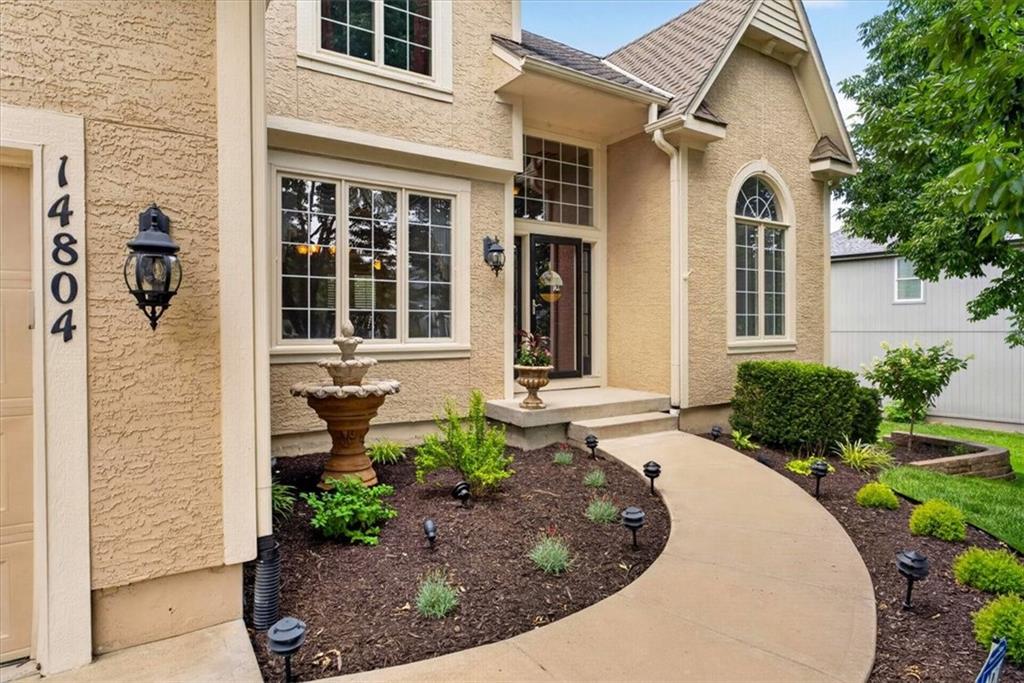 Listing Photo MLS #HMS2636413
