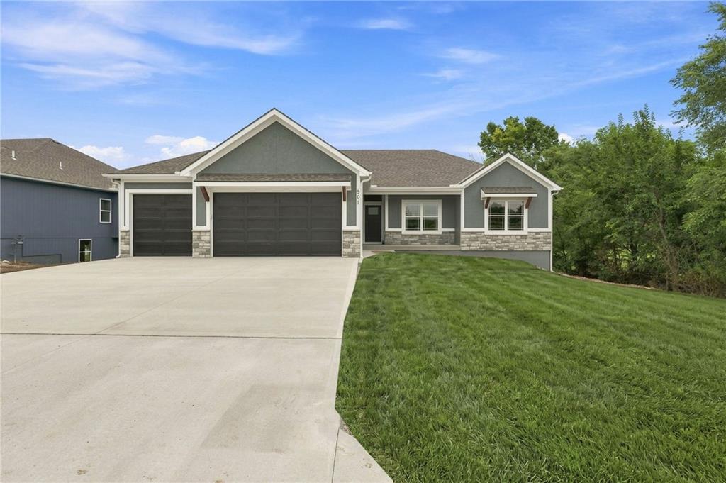 Listing Photo MLS #HMS2636416