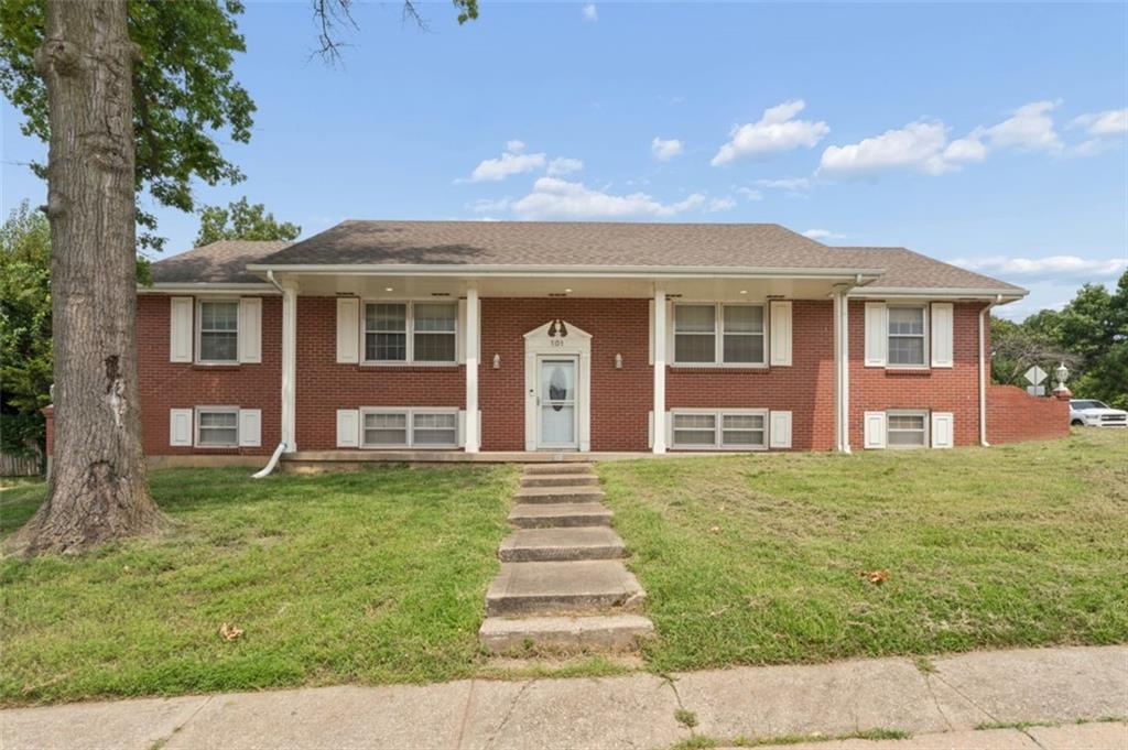 Listing Photo MLS #HMS2636436