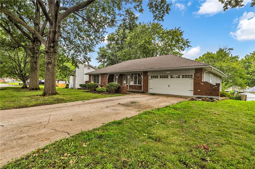 Listing Photo MLS #HMS2636447