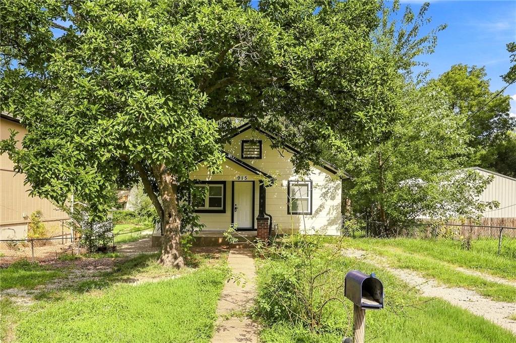 Listing Photo MLS #HMS2636499