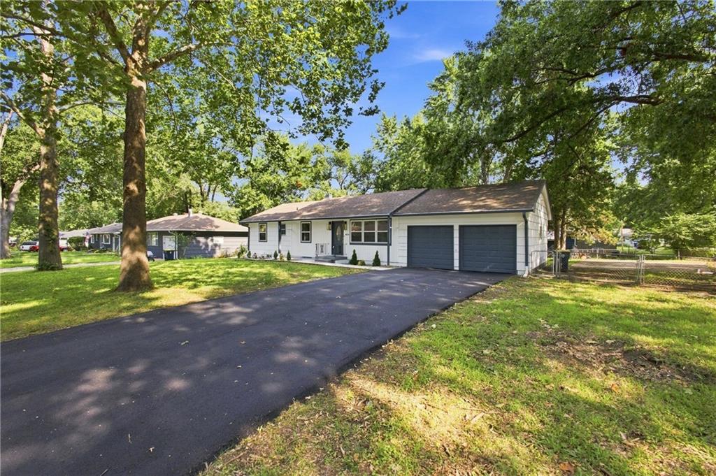 Listing Photo MLS #HMS2636507