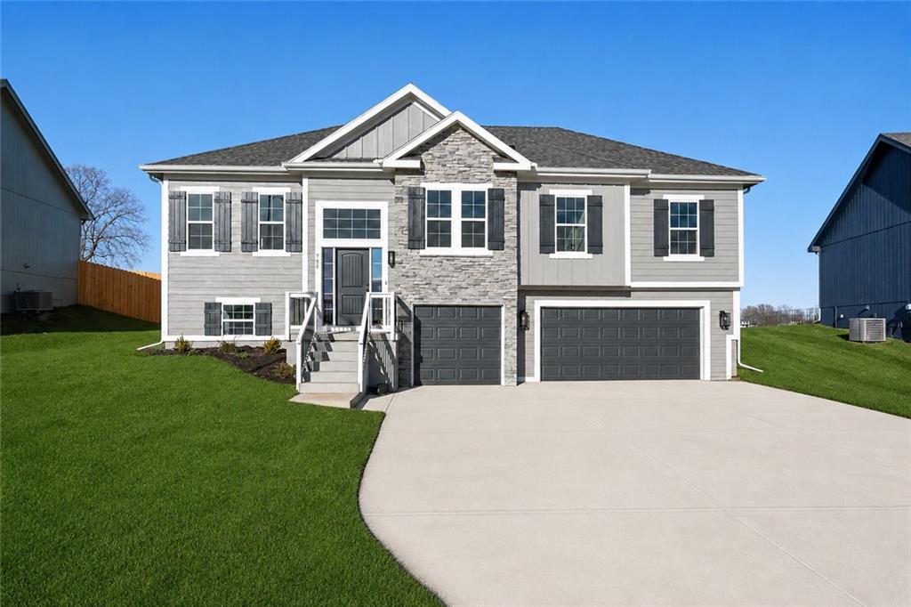 Listing Photo MLS #HMS2636615