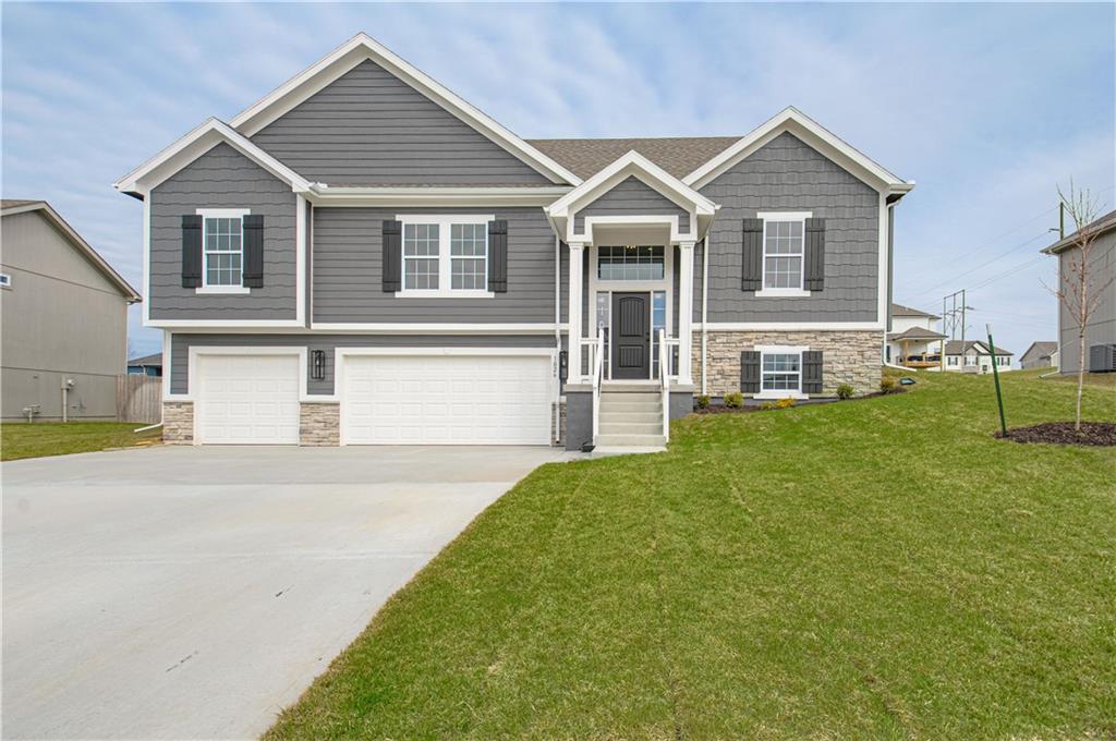 Listing Photo MLS #HMS2636616