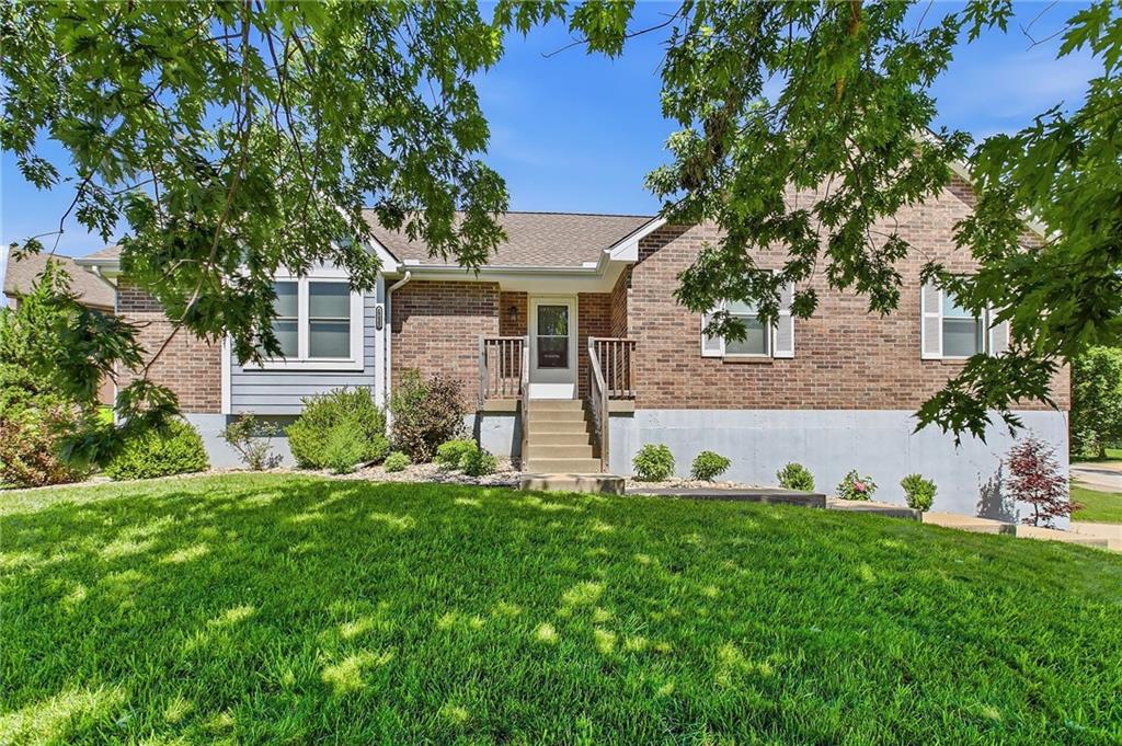 Listing Photo MLS #HMS2636677