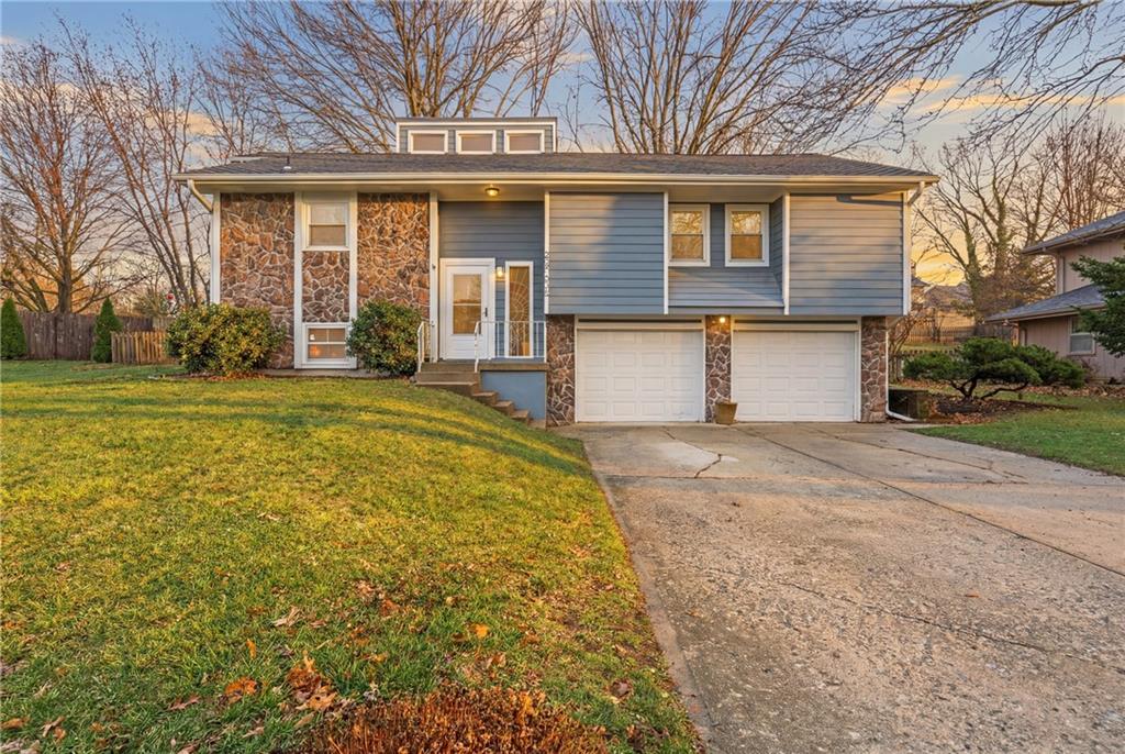 Listing Photo MLS #HMS2636679