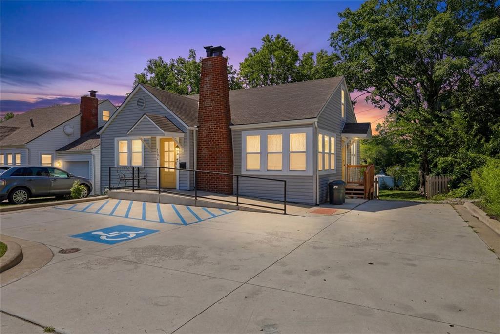 Listing Photo MLS #HMS2636691