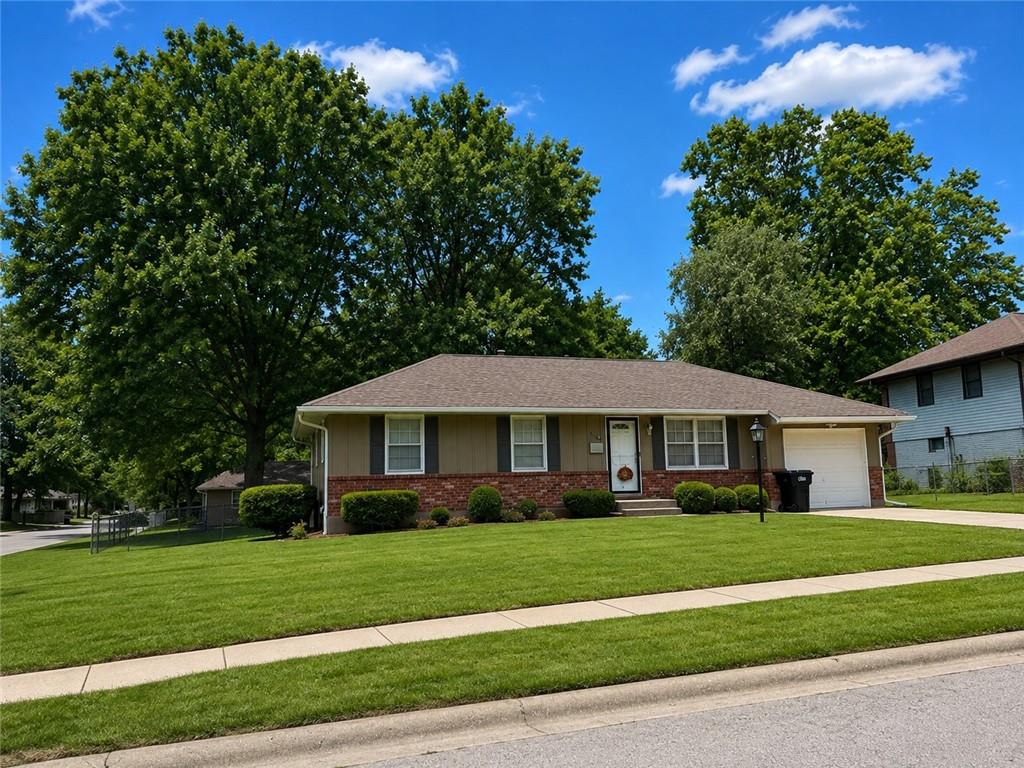 Listing Photo MLS #HMS2636719
