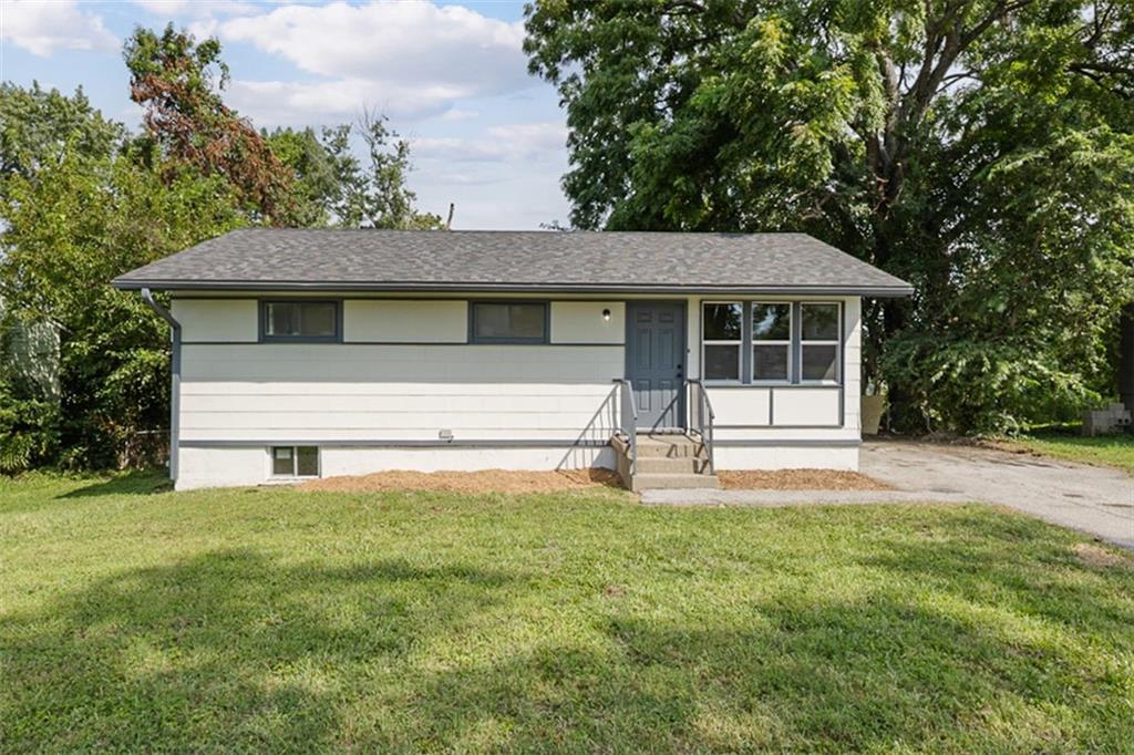 Listing Photo MLS #HMS2636743