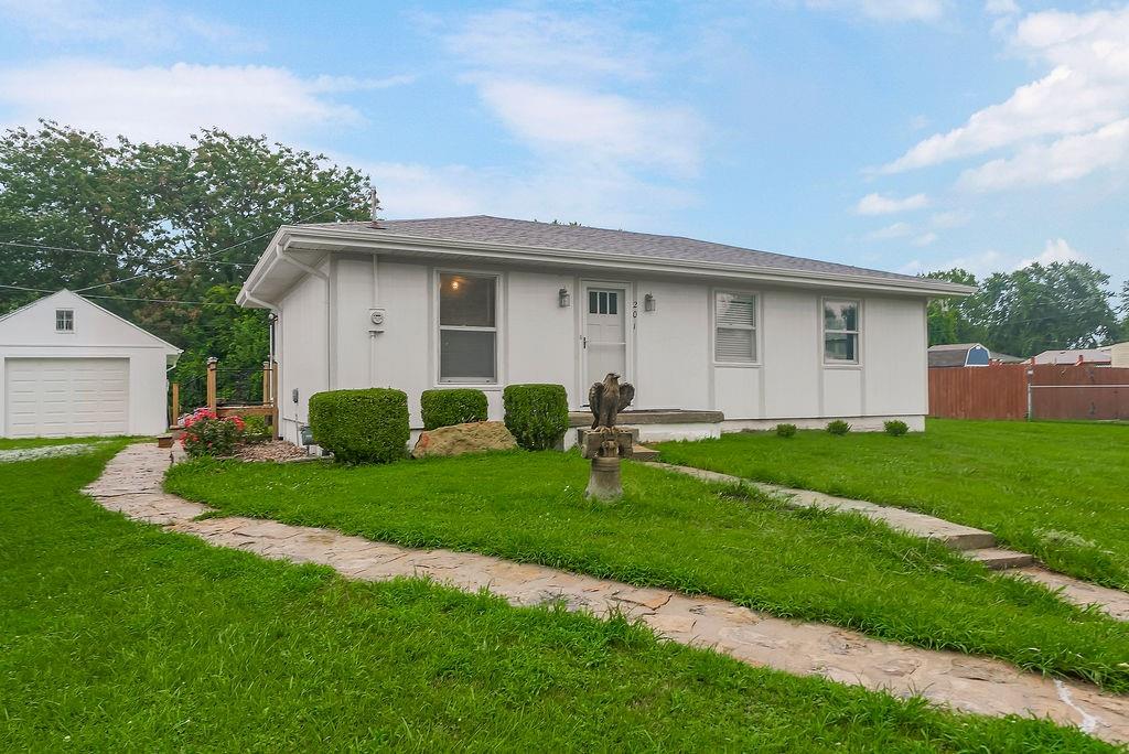 Listing Photo MLS #HMS2636777