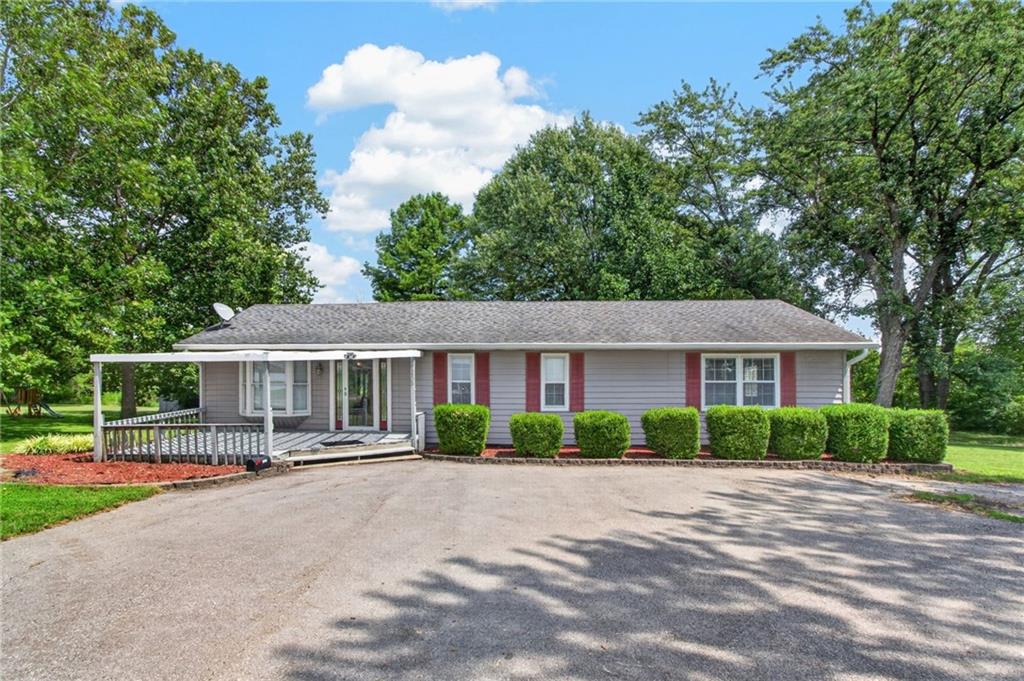 Listing Photo MLS #HMS2636804
