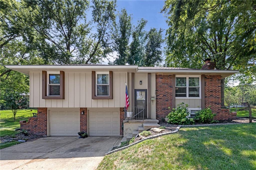 Listing Photo MLS #HMS2636816