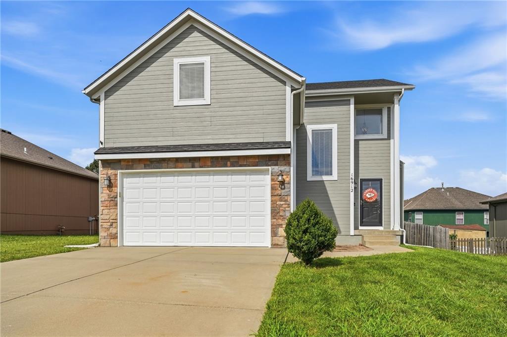 Listing Photo MLS #HMS2636830