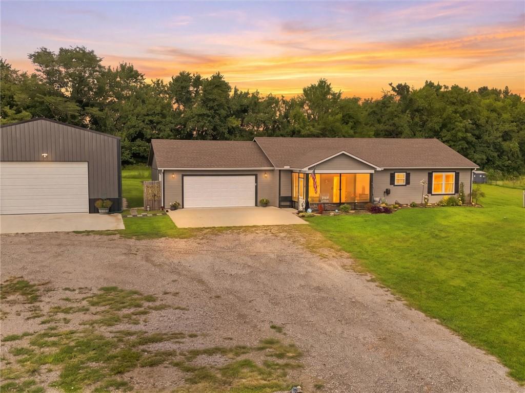 Listing Photo MLS #HMS2636873