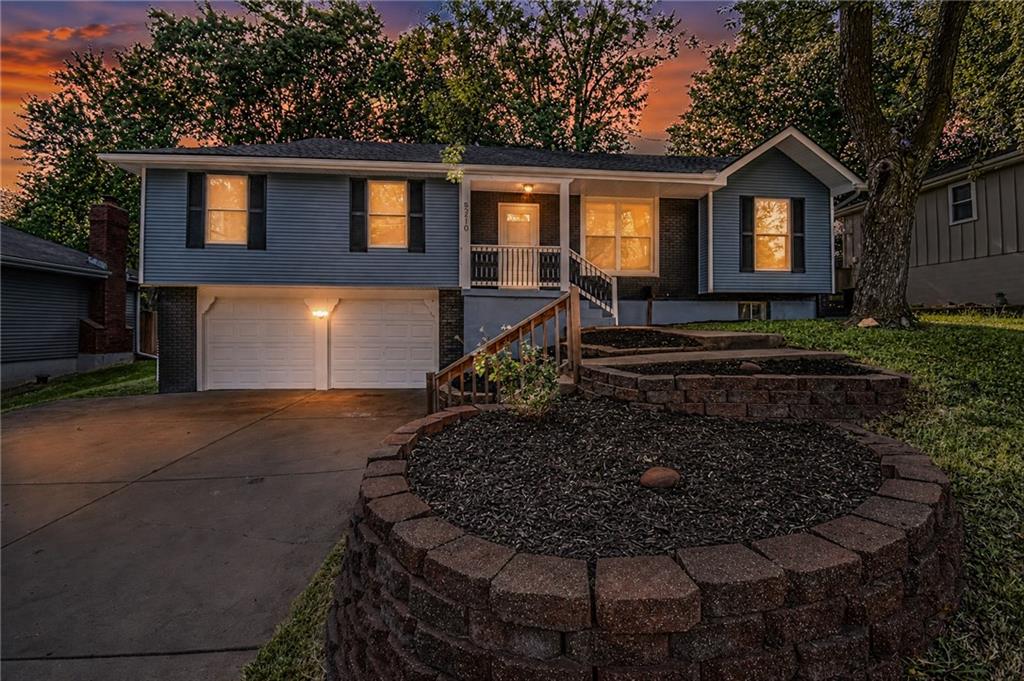 Listing Photo MLS #HMS2636892