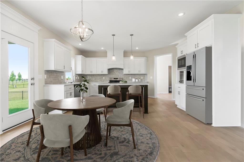 Listing Photo MLS #HMS2636904