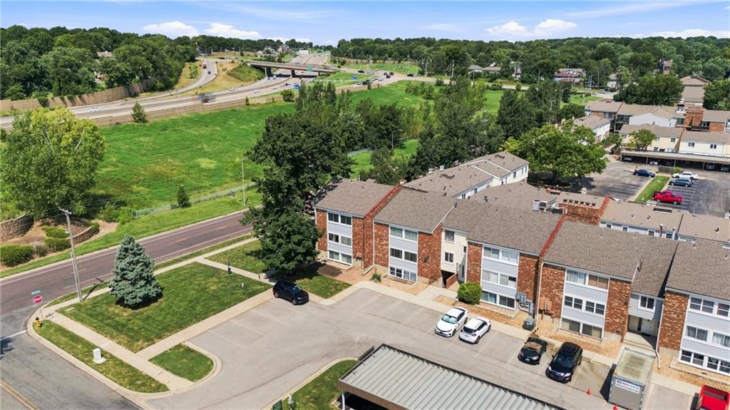 Listing Photo MLS #HMS2636930