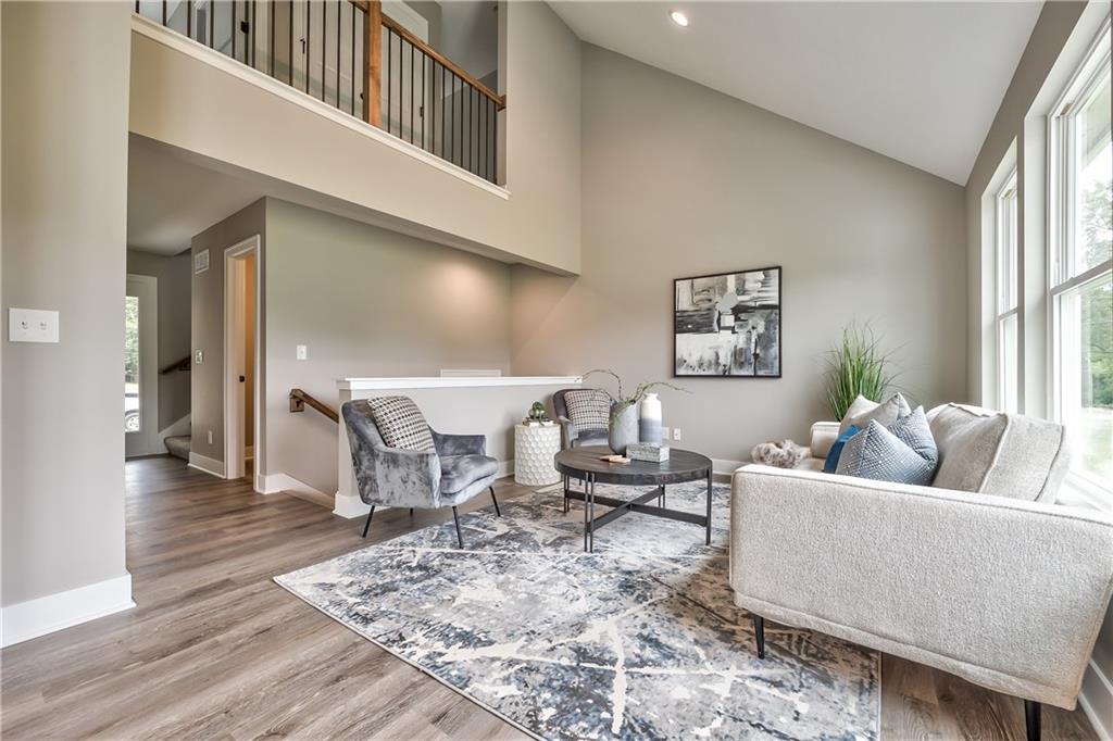 Listing Photo MLS #HMS2636986