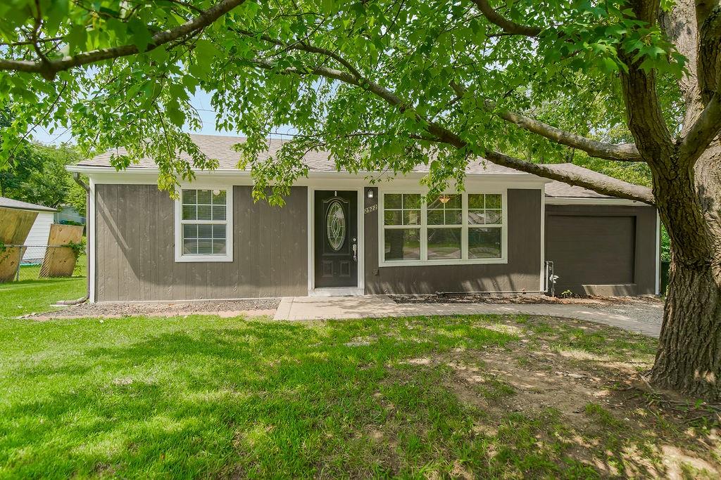 Listing Photo MLS #HMS2636996