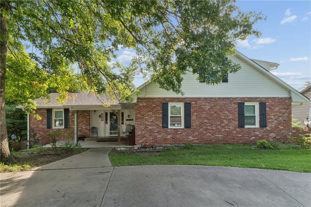 Listing Photo MLS #HMS2637020