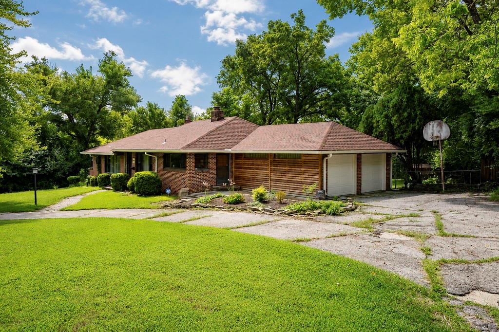 Listing Photo MLS #HMS2637037