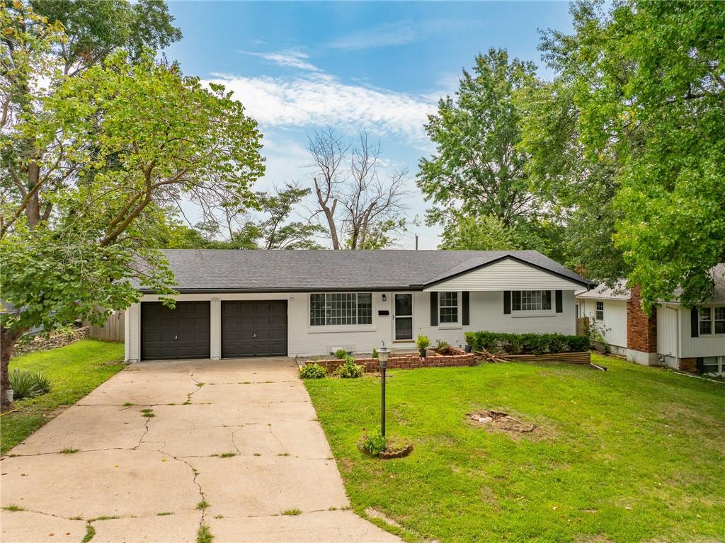 Listing Photo MLS #HMS2637055