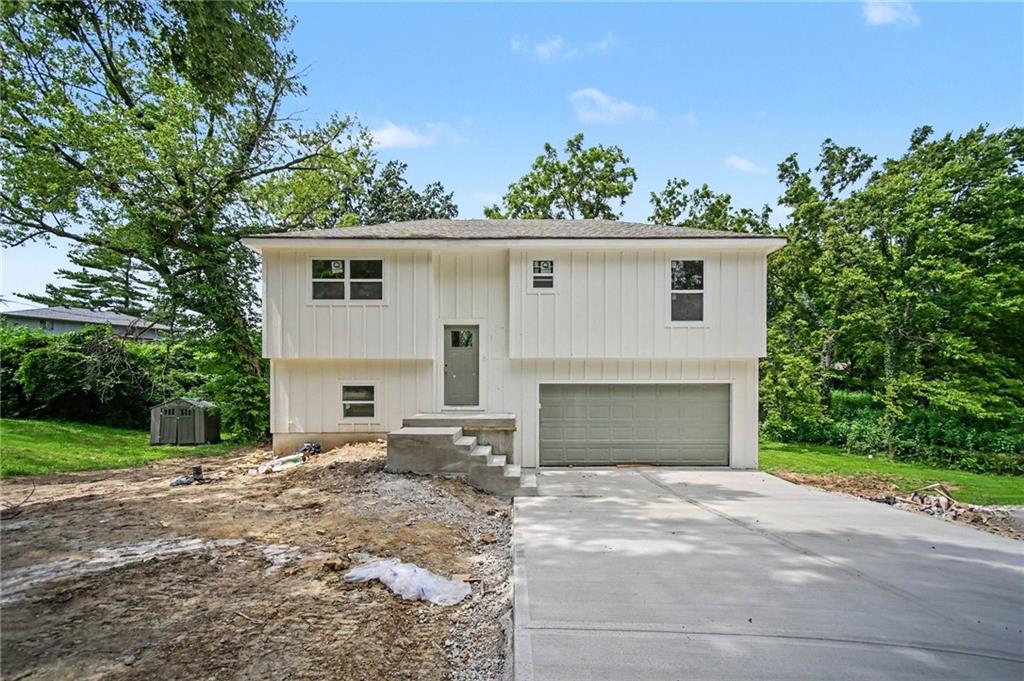 Listing Photo MLS #HMS2637102