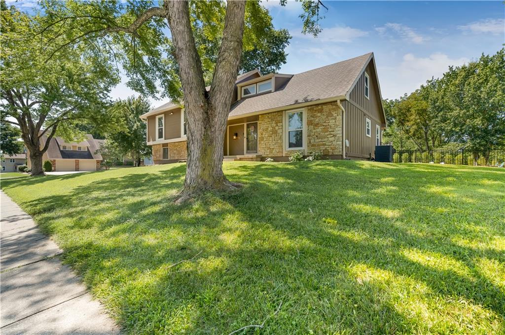 Listing Photo MLS #HMS2637151