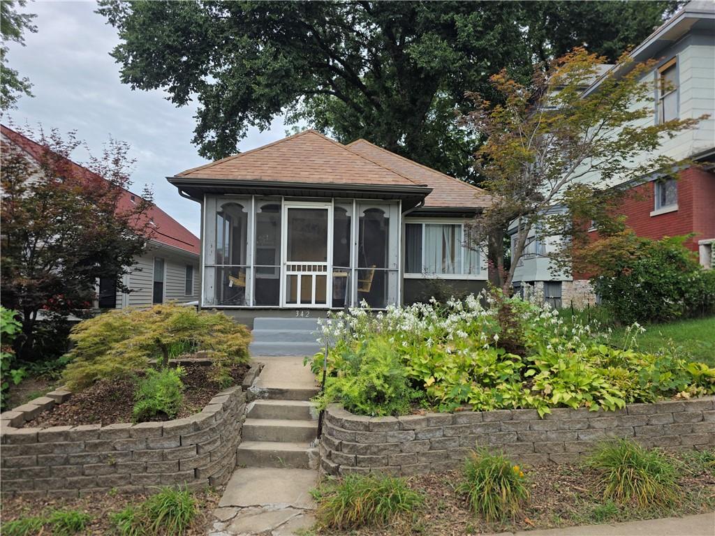 Listing Photo MLS #HMS2637175