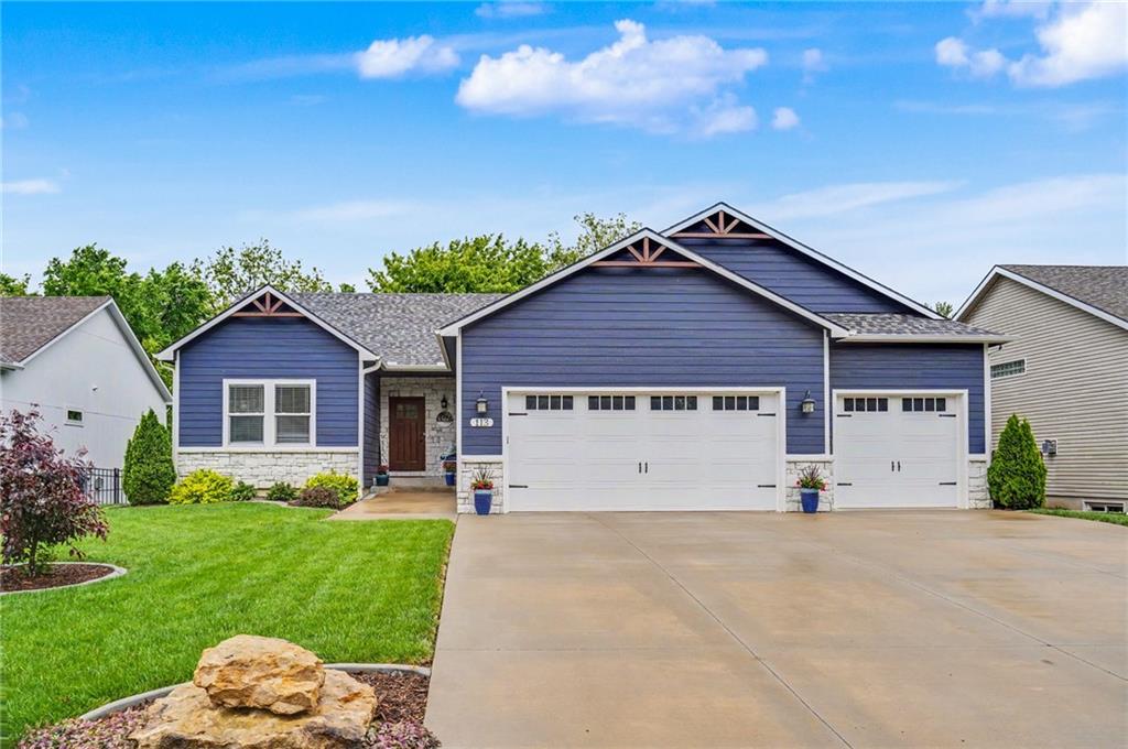Listing Photo MLS #HMS2637205