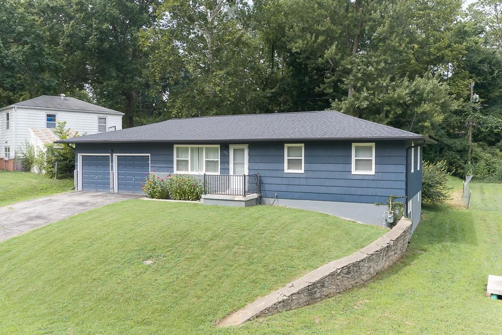 Listing Photo MLS #HMS2637211