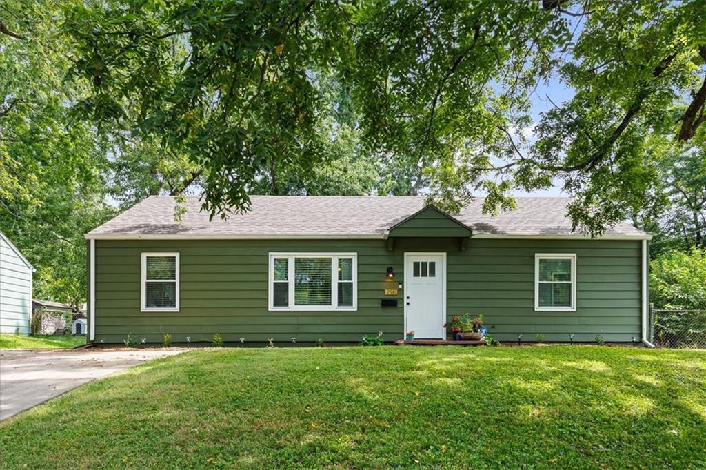 Listing Photo MLS #HMS2637217