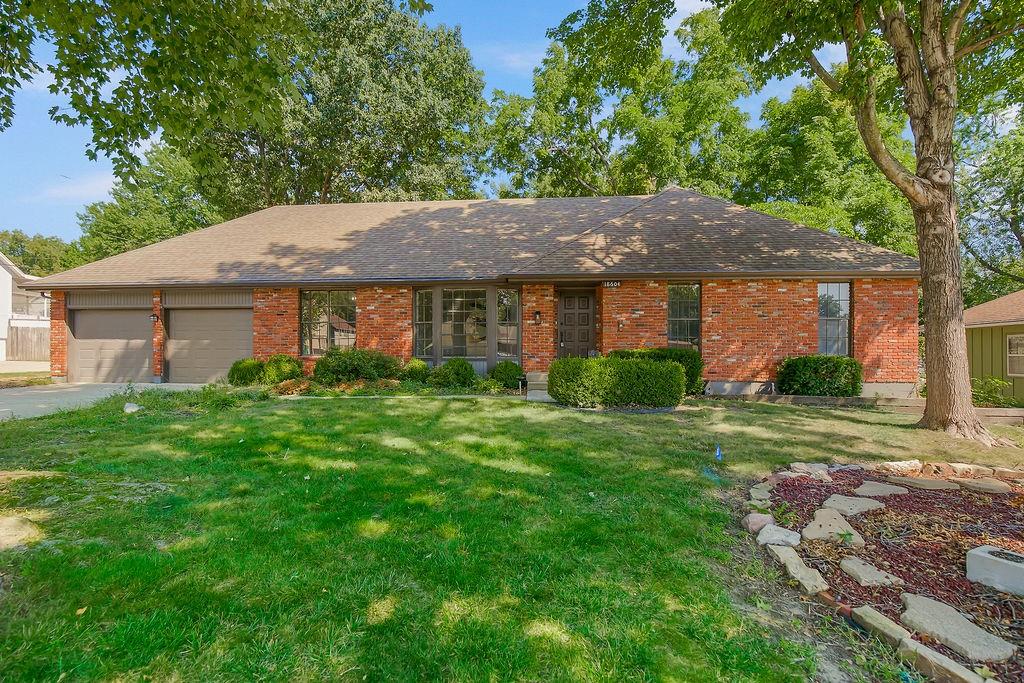 Listing Photo MLS #HMS2637221