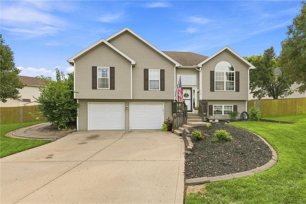 Listing Photo MLS #HMS2637252