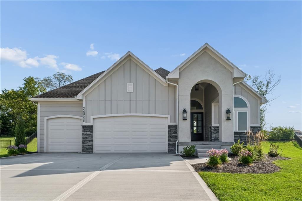 Listing Photo MLS #HMS2637292