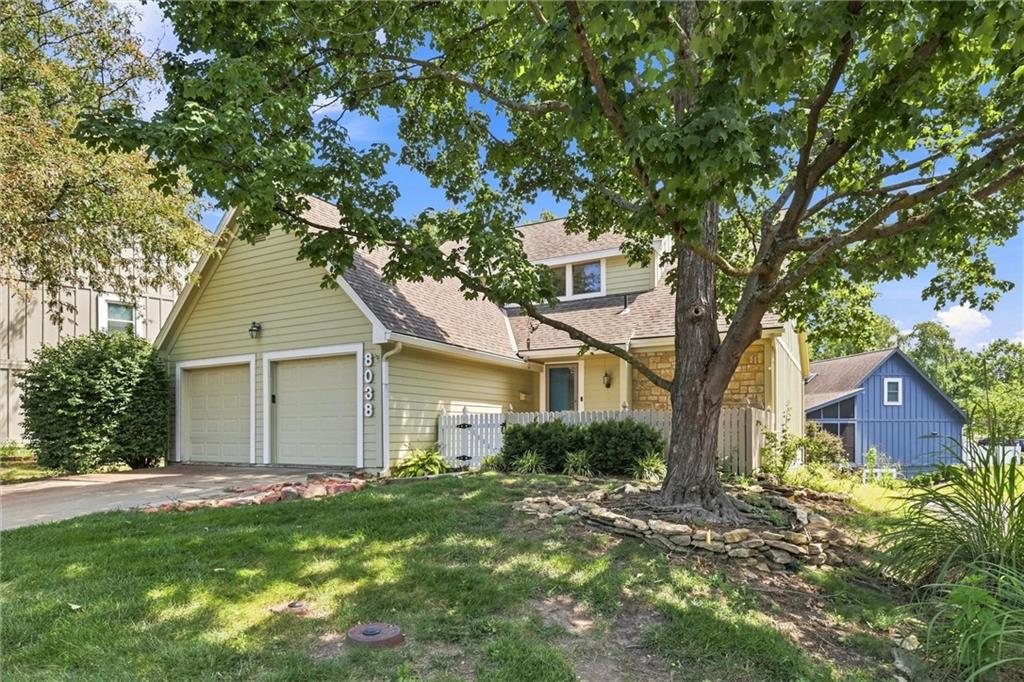 Listing Photo MLS #HMS2637297