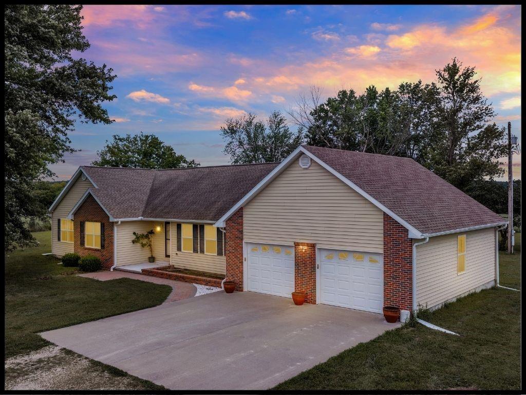 Listing Photo MLS #HMS2637341