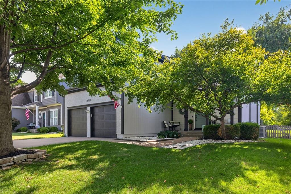 Listing Photo MLS #HMS2637376